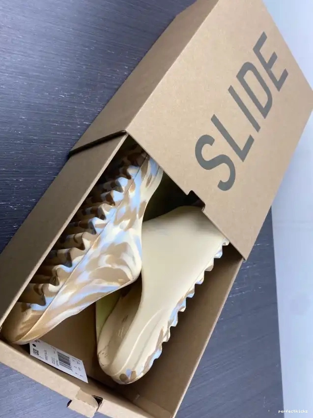 Yeezy Adidas GW1932 Slide 0502